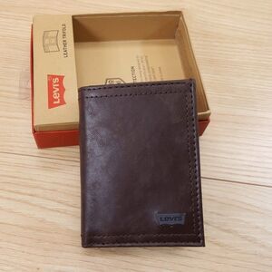 LEVI'S Wallet Mens Brown Leather Crackle Z-Fold Trifold Distressed
